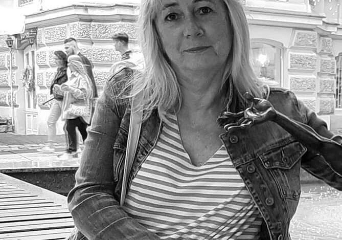 Grafika 1: ,,Można odejść na zawsze, by stale być blisko"