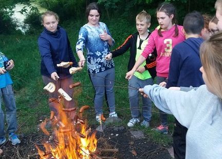 Grafika 6: Na łonie natury