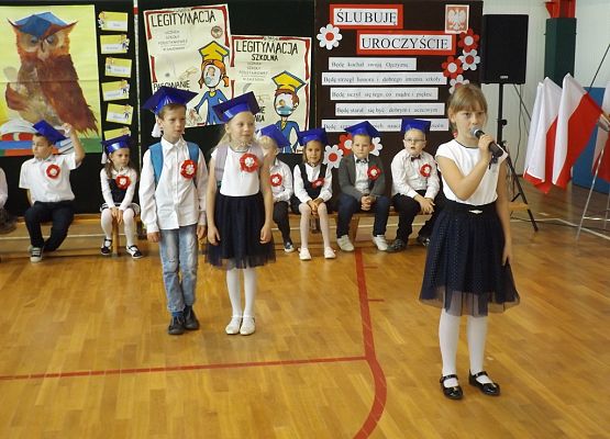 Grafika 2: Egzamin na pierwszaka zdany!