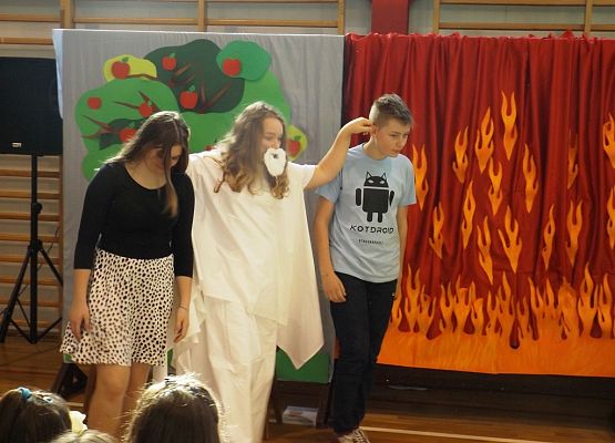 Grafika 5: Dzień Edukacji Narodowej