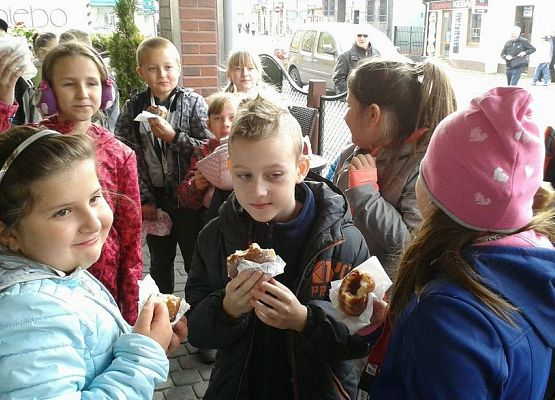 Grafika 9: Spacerkiem po Ustce