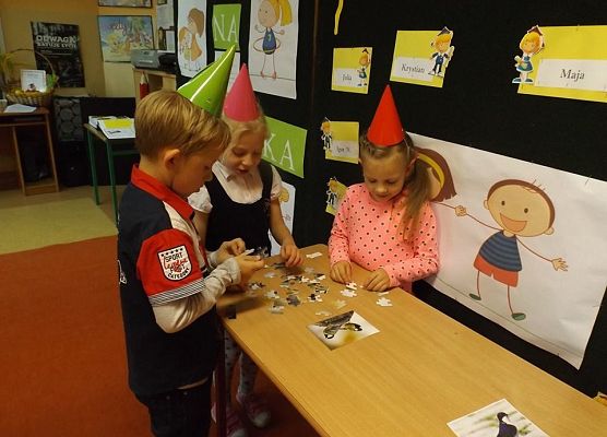 Grafika 5: Pasowanie na świetliczaka