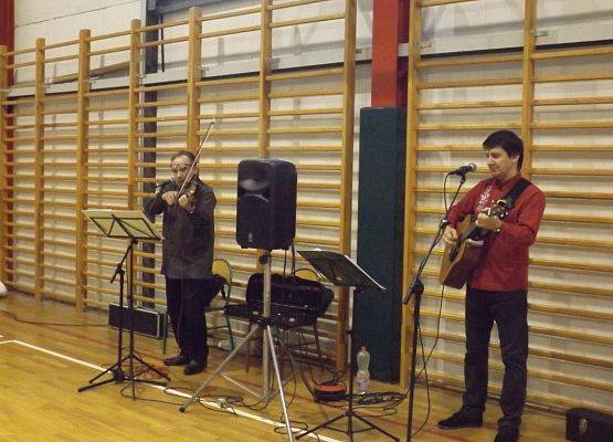 Grafika 6: Na patriotyczną nutę