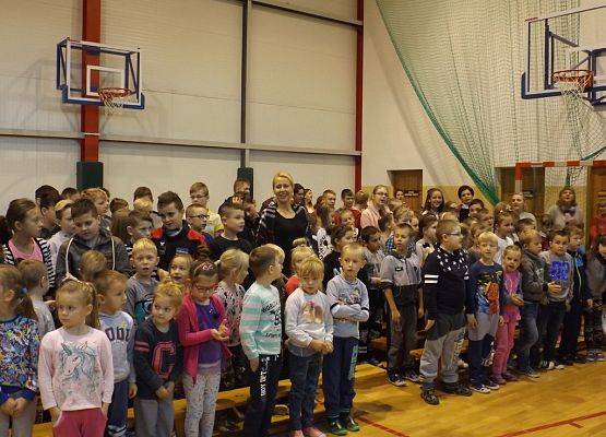 Grafika 7: Na patriotyczną nutę