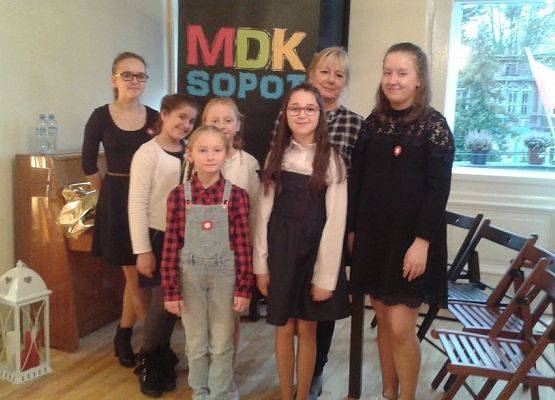 Grafika 3: Brawa dla wokalistki z Zaleskich