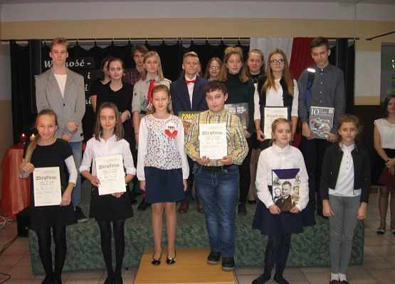 Grafika 8: Wolność - kocham i rozumiem 