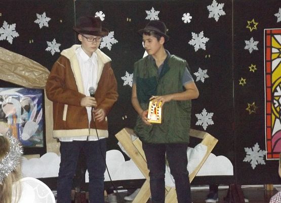 Grafika 12: W świątecznym nastroju