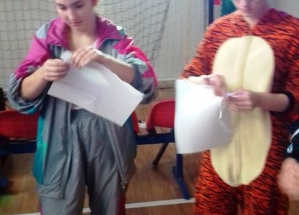 Grafika 7: Jak co roku w karnawale