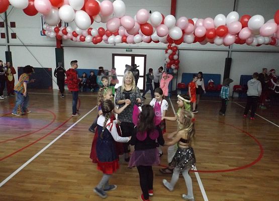 Grafika 11: Jak co roku w karnawale