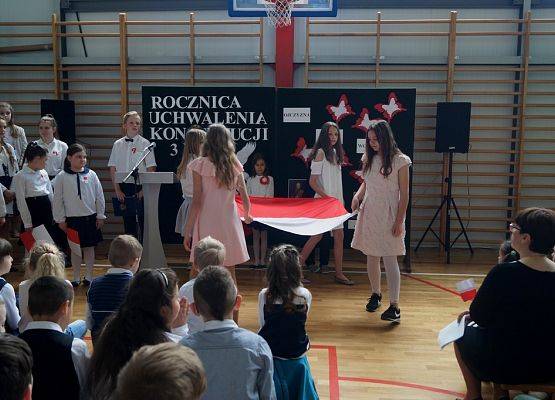 Grafika 8: Wiwat  Konstytucja !