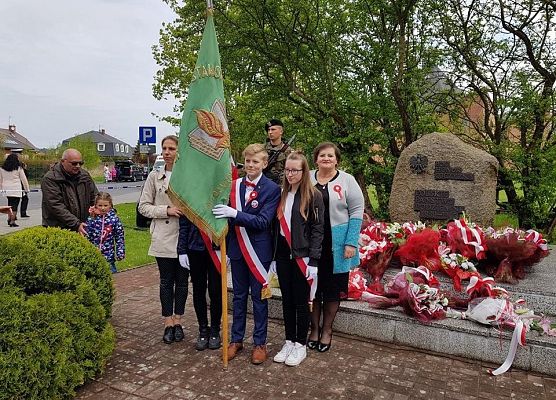 Grafika 4: Majowe święta