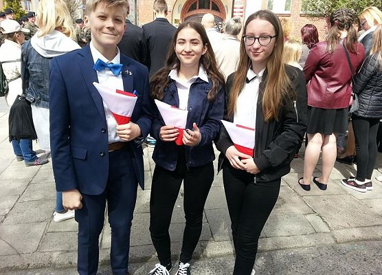 Grafika 2: Majowe święta