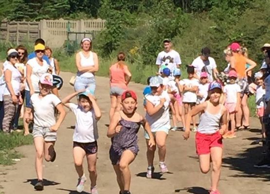 Grafika 4: Piknik rodzinny nad Jeziorem Marszewskim