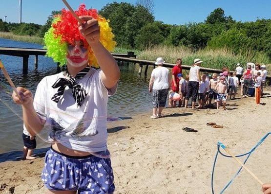 Grafika 26: Piknik rodzinny nad Jeziorem Marszewskim