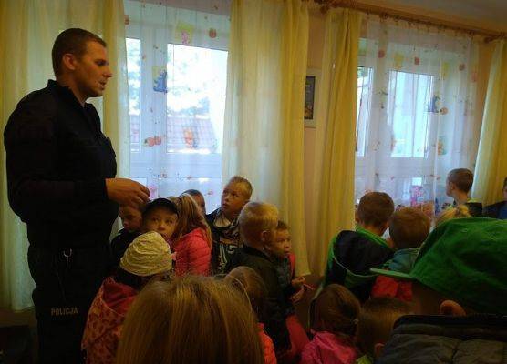 Grafika 2: Wycieczka do Ustki