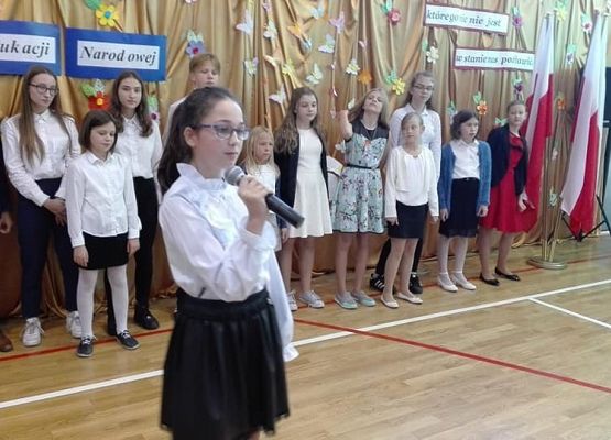 Grafika 2: Dzień Edukacji Narodowej