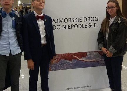 Grafika 1: Nasi uczniowie na Pomorskim Forum Edukacji w Gdyni