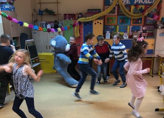 Grafika 5: W misiowej rodzince