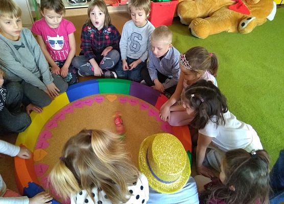 Grafika 12: W misiowej rodzince