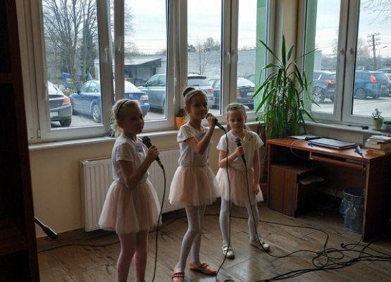 Grafika 2: Śpiewamy w Kępicach