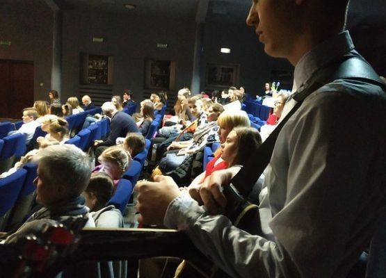 Grafika 5: Śpiewamy w Kępicach