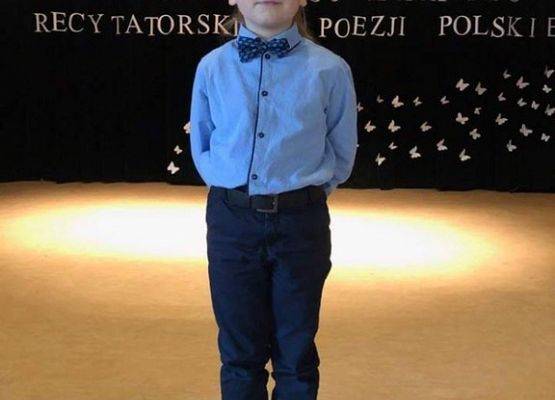 Grafika 3: Niektórzy lubią poezję