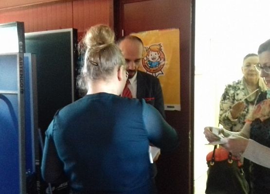 Grafika 1: Egzaminy ósmoklasistów