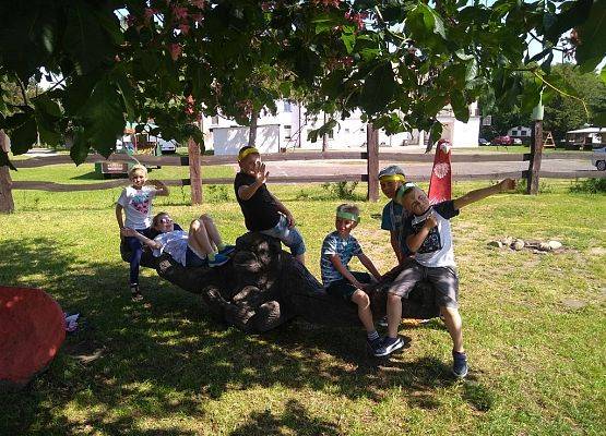 Grafika 3: Na indiańskiej ścieżce