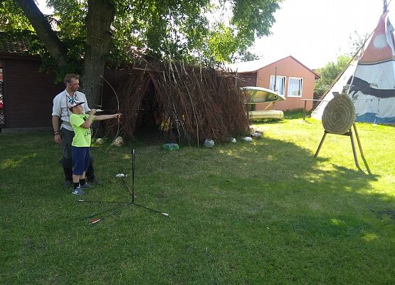 Grafika 6: Na indiańskiej ścieżce