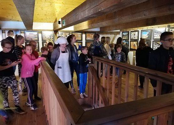 Grafika 4: Z kulturą ludową Pomorza za pan brat