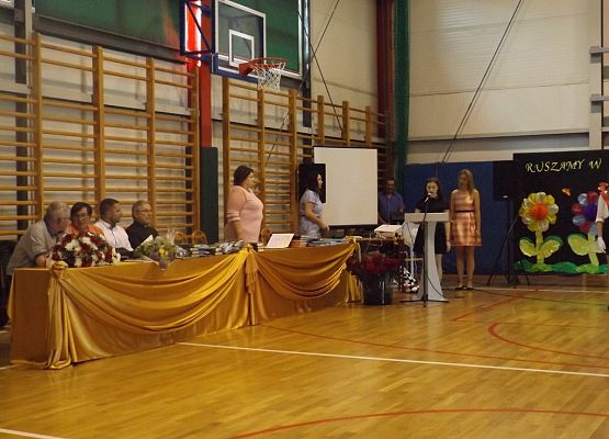 Grafika 2: Dziękujemy Pani Dyrektor…