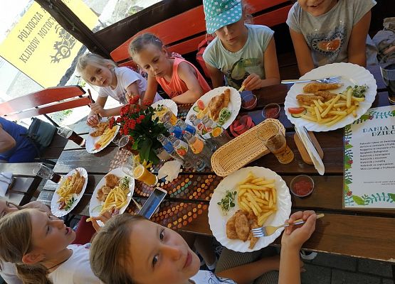 Grafika 4: Wyśpiewały rejs po Bałtyku