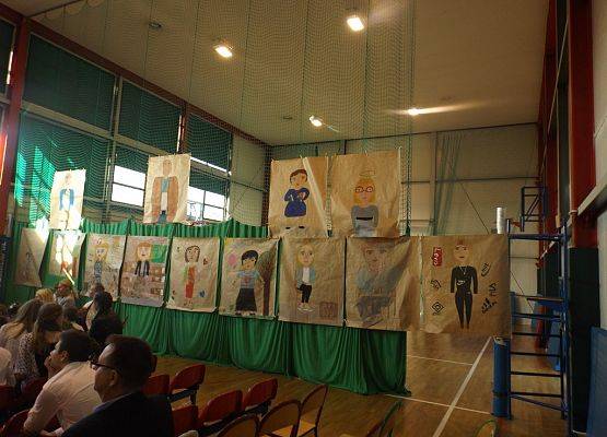 Grafika 23: W podziękowaniu za serce i trud