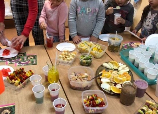 Grafika 2: Listopad miesiącem zdrowego odżywiania