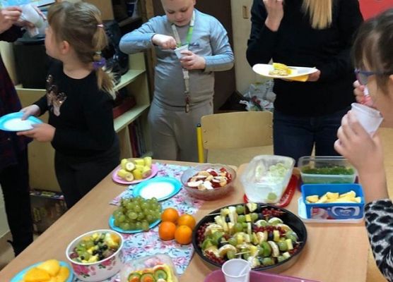 Grafika 8: Listopad miesiącem zdrowego odżywiania