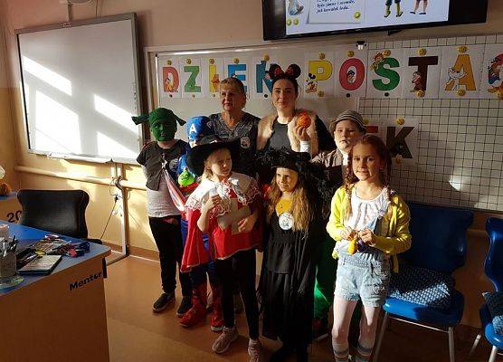 Grafika 7: Dzień Postaci z Bajek