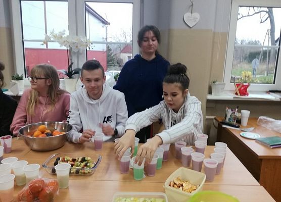 Grafika 7: Witaminowe szaleństwo