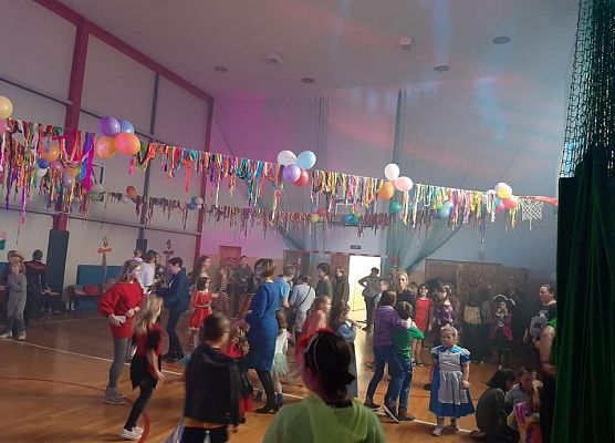 Grafika 8: Ach co to był za bal !