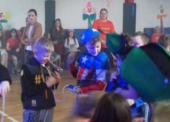 Grafika 13: Ach co to był za bal !