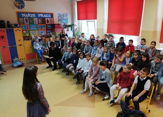 Grafika 2: Pasowanie na czytelnika