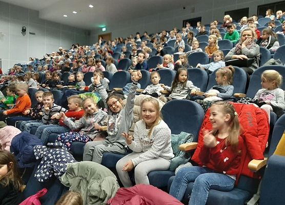 Grafika 4: Spotkania ze sztuką