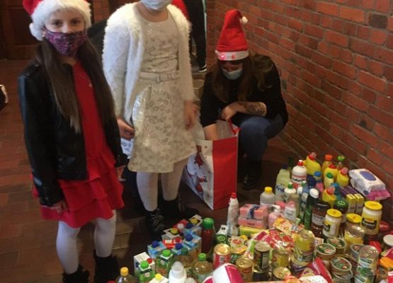 Grafika 9: Z serca paczka dla Seniora