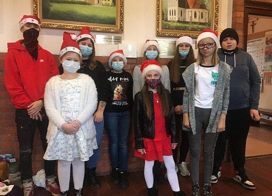 Grafika 1: Z serca paczka dla Seniora