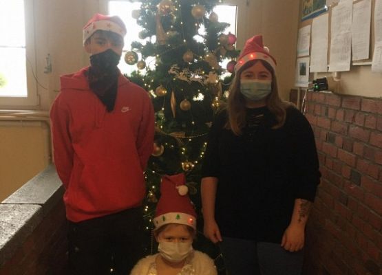 Grafika 8: Z serca paczka dla Seniora