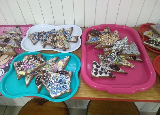 Grafika 16: W obiektywie fotoreportera