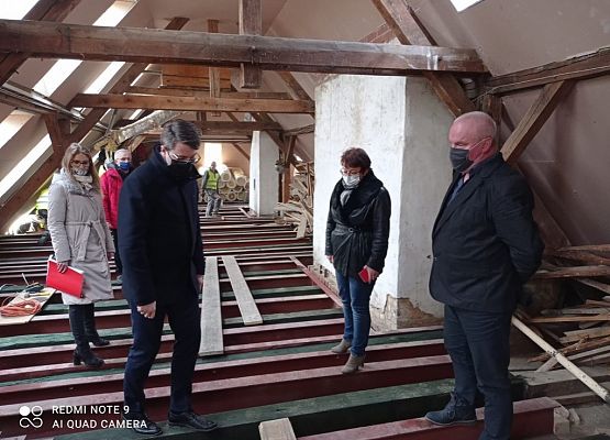 Grafika 5: Ważna wizyta