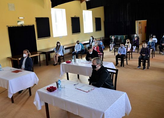 Grafika 5: Eliminacje środowiskowe  XXXVIII Powiatowego Konkursu Recytatorskiego Poezji Polskiej