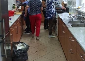 Grafika 2: Zabawa taneczna na rzecz szkoły