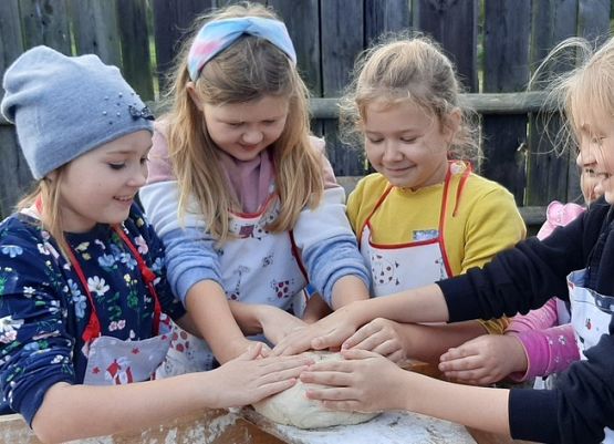 Grafika 15: Hej, przygodo!