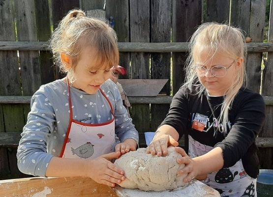 Grafika 4: Hej, przygodo!